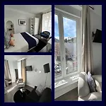 Hotel Le Grand Dore 2*
