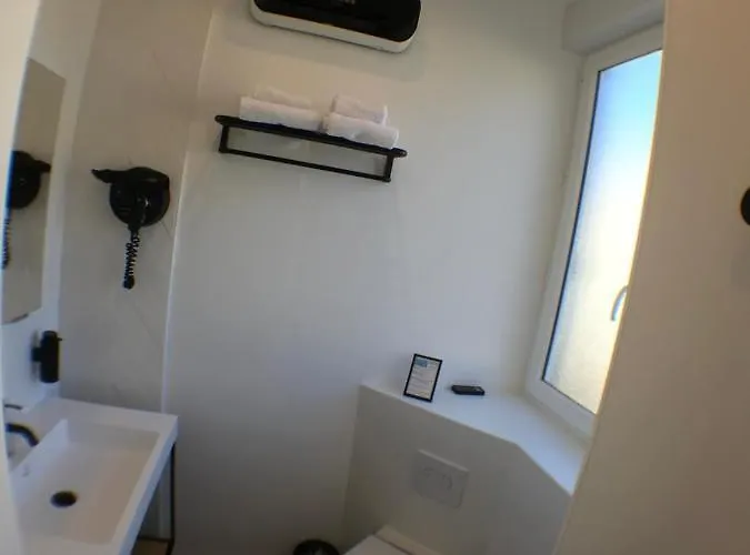 Le Grand Dore Hotel 2*